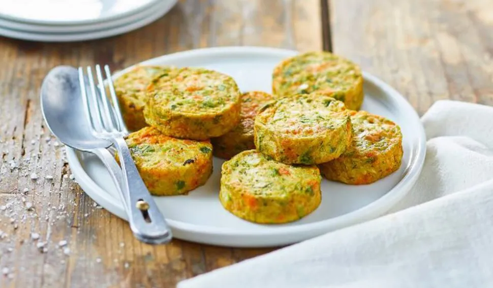 8 palets de légumes courgettes jaune et verte, petit pois doux, carotte