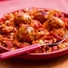 Boulettes végétariennes sauce cajun légumes rouges