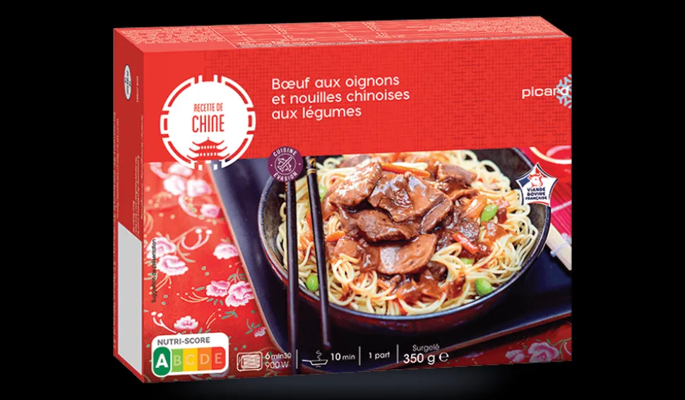 Bœuf aux oignons et nouilles chinoises aux légumes