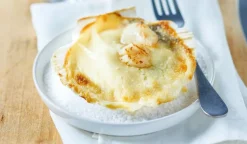 Coquille St-Jacques Pecten, France, sauce Noilly