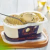 Crème glacée rhum, avec raisins macérés au rhum
