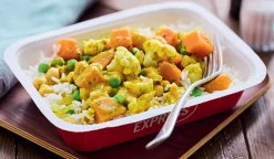 Curry de légumes et pois chiches, duo de riz