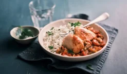 Filet de poulet à la basquaise et riz de Camargue