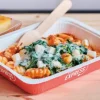 Gnocchis au chèvre et aux épinards, sauce tomate