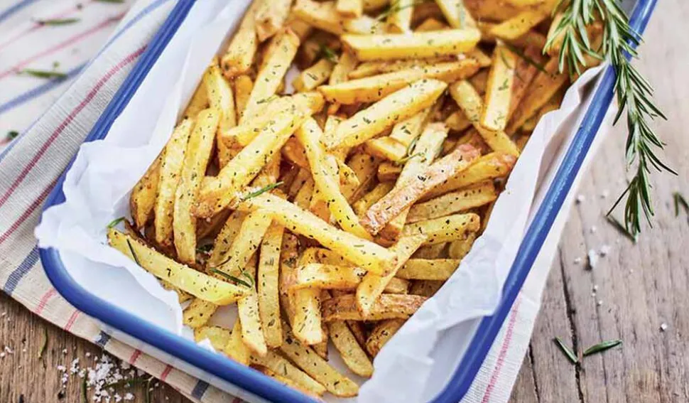 Inédites au romarin, pommes de terre, France