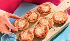 Mini pizzas margherita