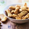 Mini-flûtes feuilletées emmental