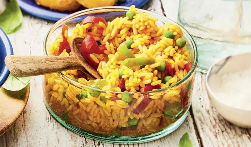 Riz cuisiné à l'espagnole (poivrons, petits pois)