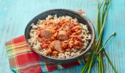 Rougail saucisse, riz lentilles cuisinées