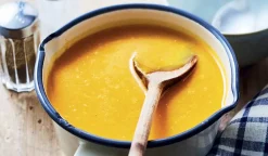 Velouté courge butternut, carotte, navet jaune bio