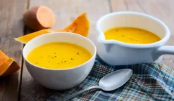 Velouté potimarron patate douce, truffe blanche
